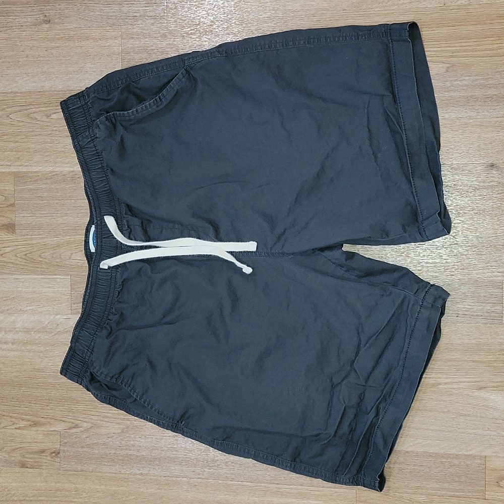 Mens old navy shorts, size large